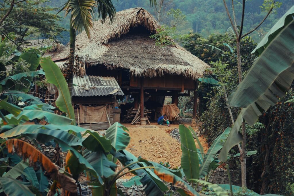 Maison sur pilotis à Pu Luong