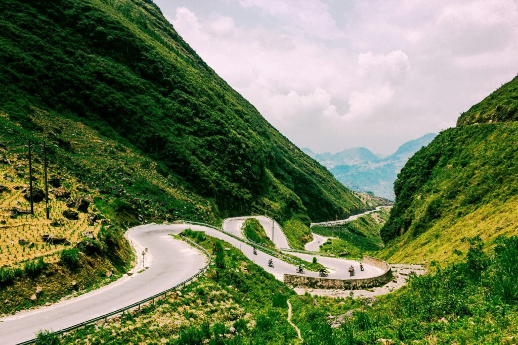 Route de montagne à Ha Giang
