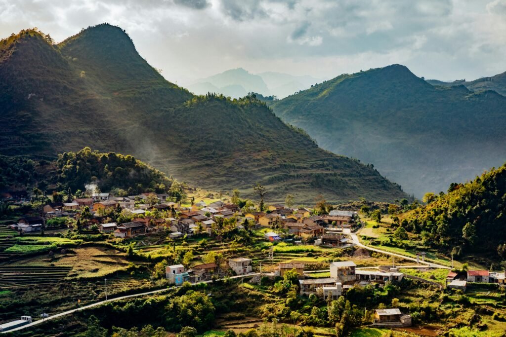 Village dans les montagnes de Ha Giang