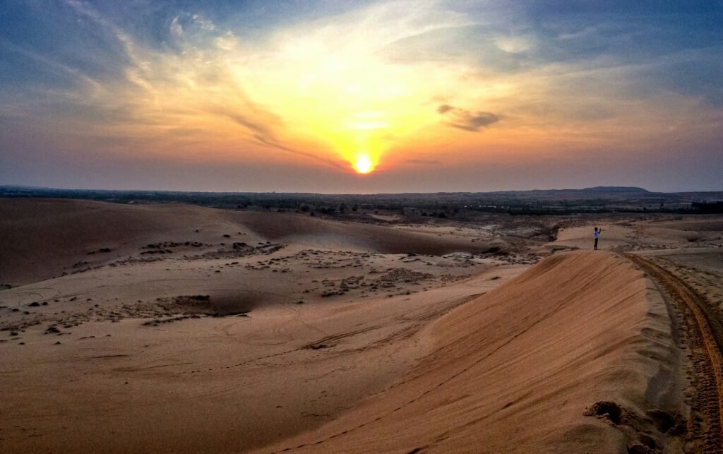 Coucher de soleil sur la côte de Mui Ne