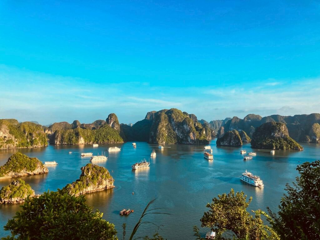 La baie d’Halong vue du ciel
