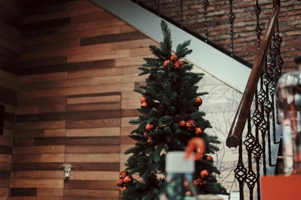 Sapin de Noël décoré
